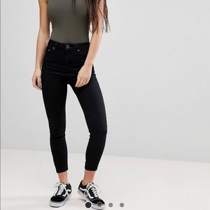 ASOS DESIGN Petite black skinny jeans